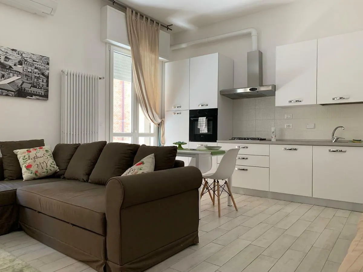 Sorbelli Apartments 1 E 2 Bologna