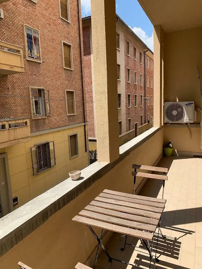 Sorbelli Apartments 1 E 2 Bologna